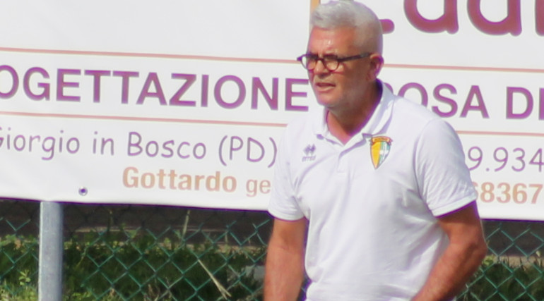 Allenatore-Angelo-Della-Valentina-Academy-Plateola